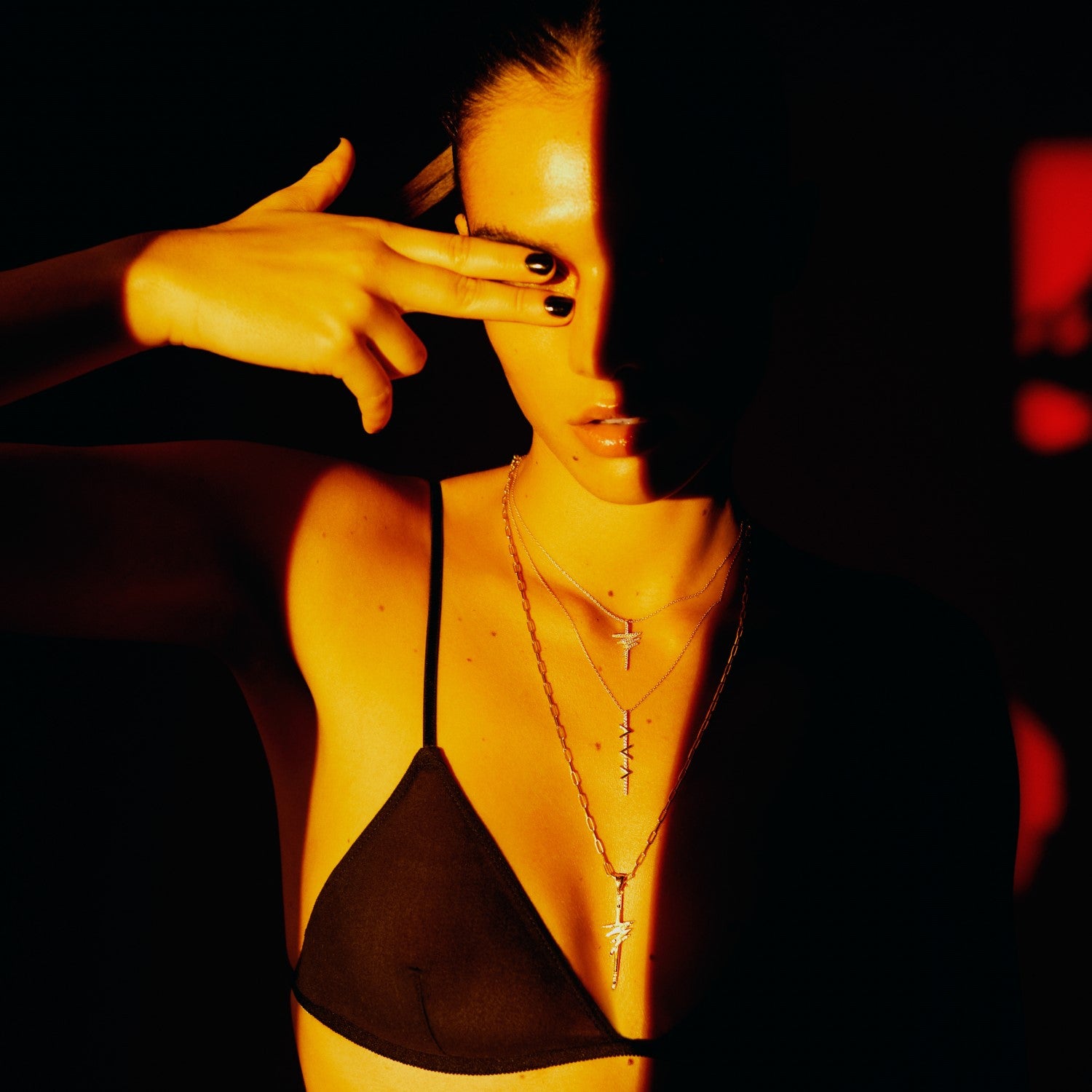 Puduhepa White Necklace