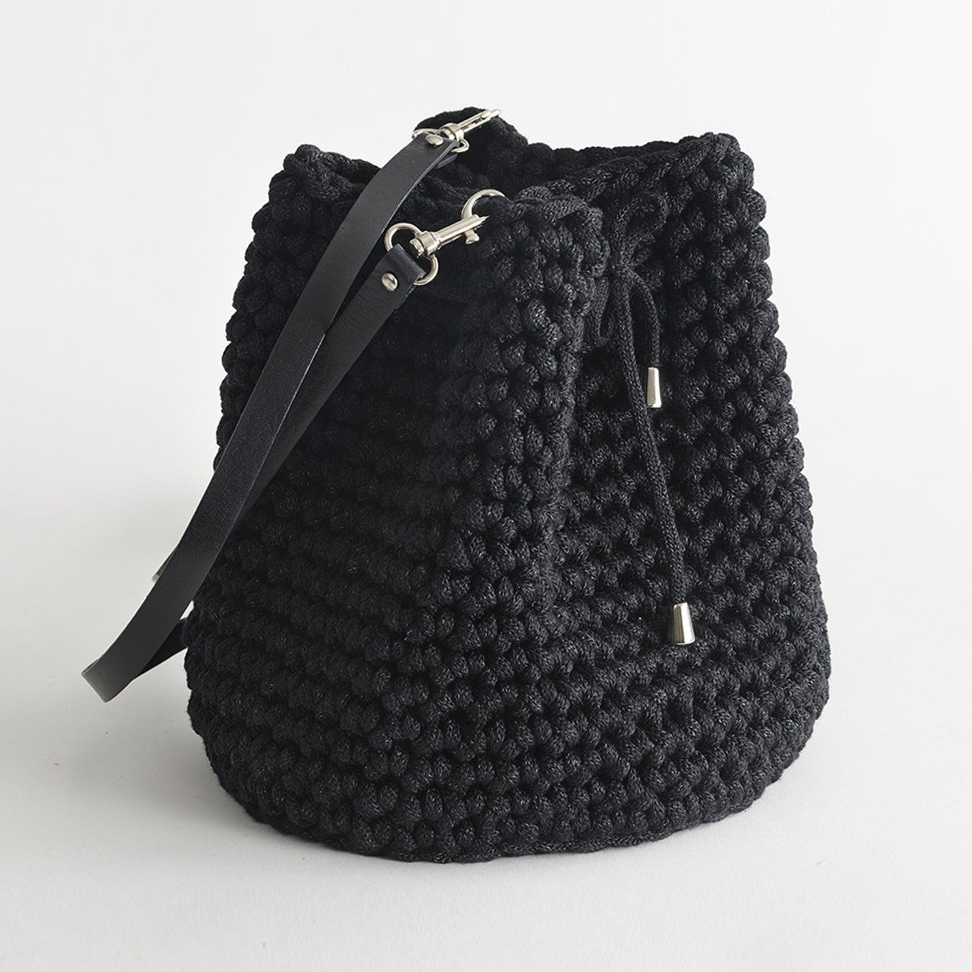 Bucket Bag Crochet Kit - Black