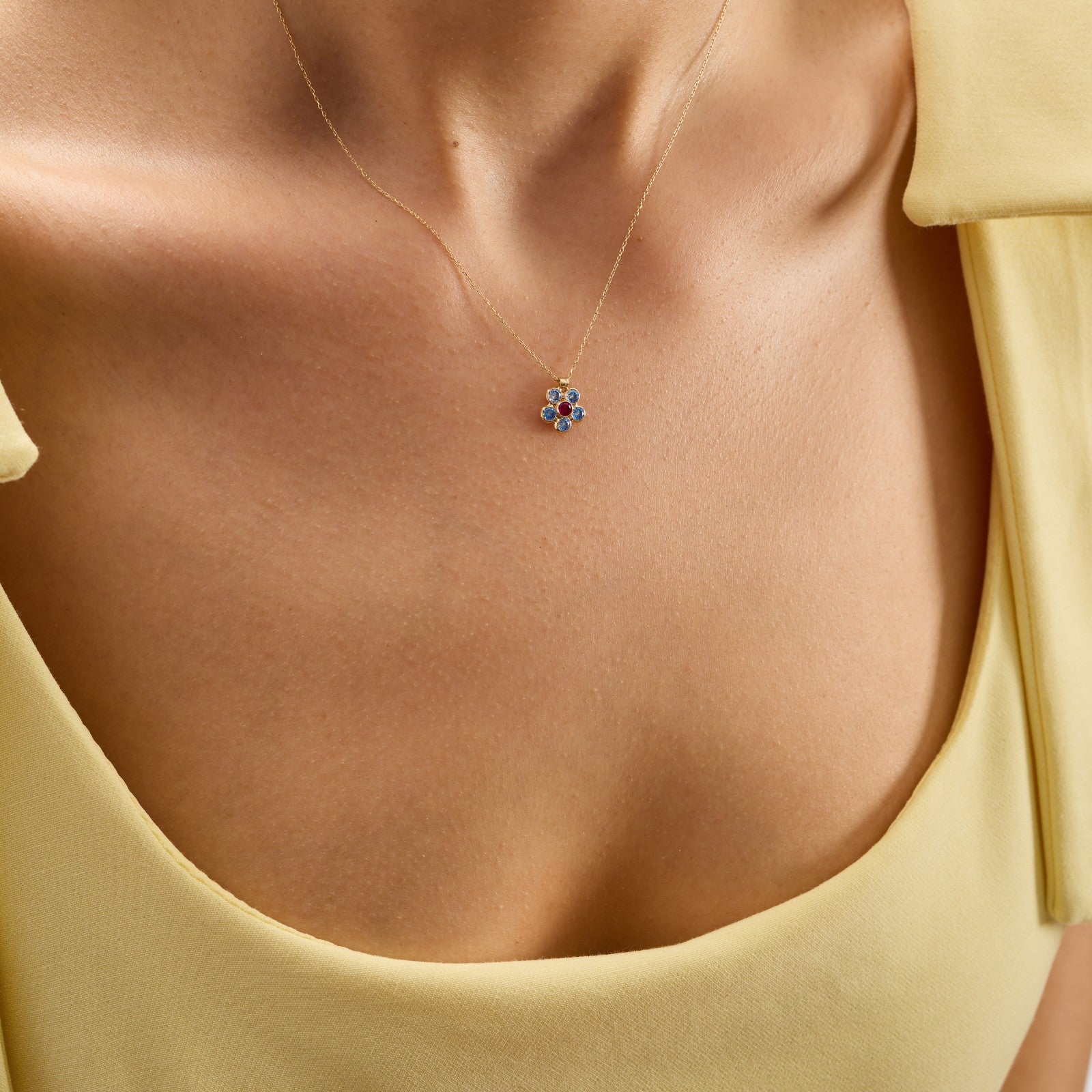 Aquamarine Daisy Pendant