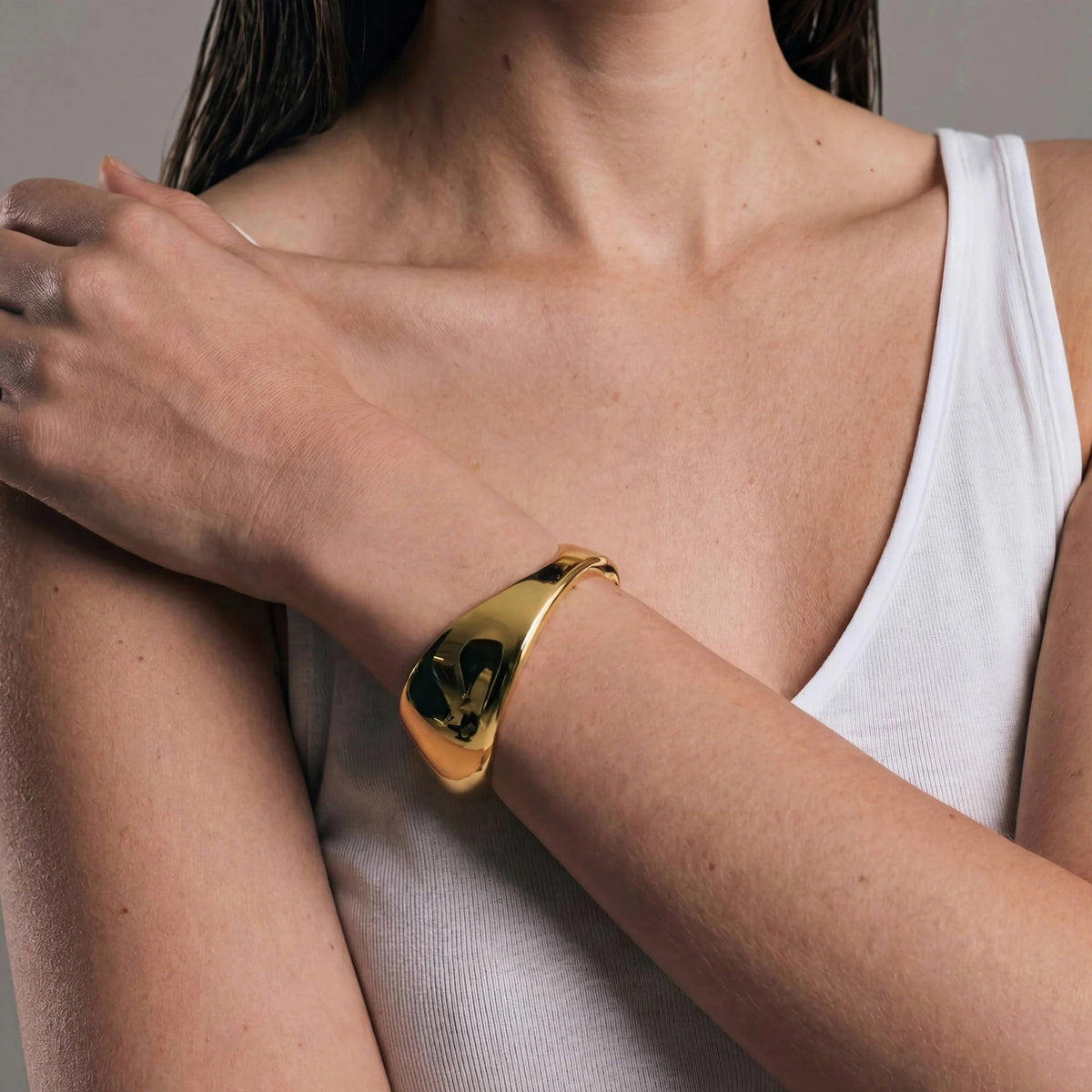 Seren Sculpted Cuff in Gold Vermeil