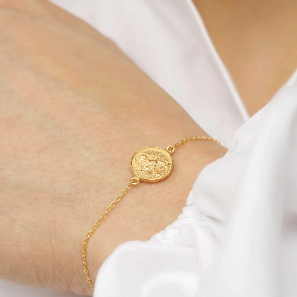 Global Goals #1: Abundantia Medallion Bracelet