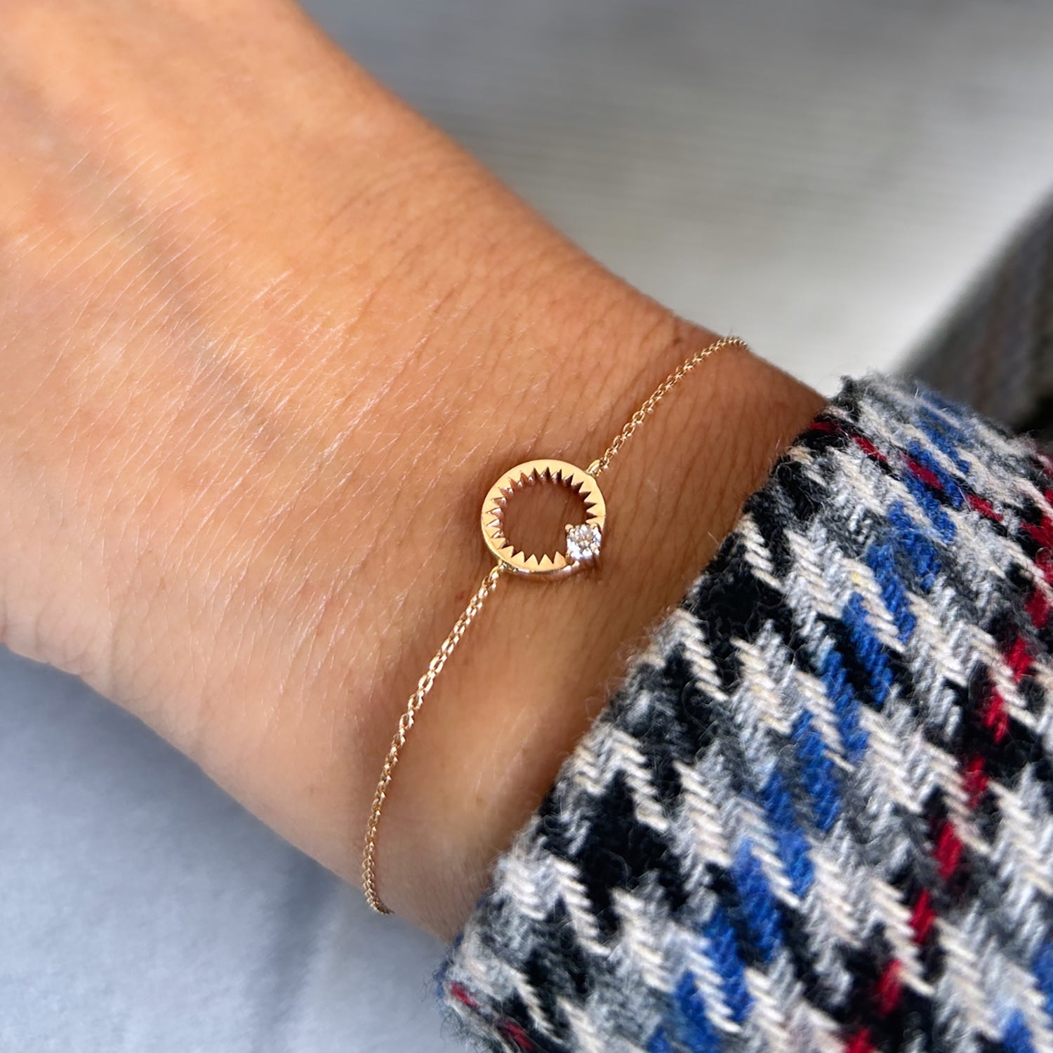 Catch You Circle Bracelet