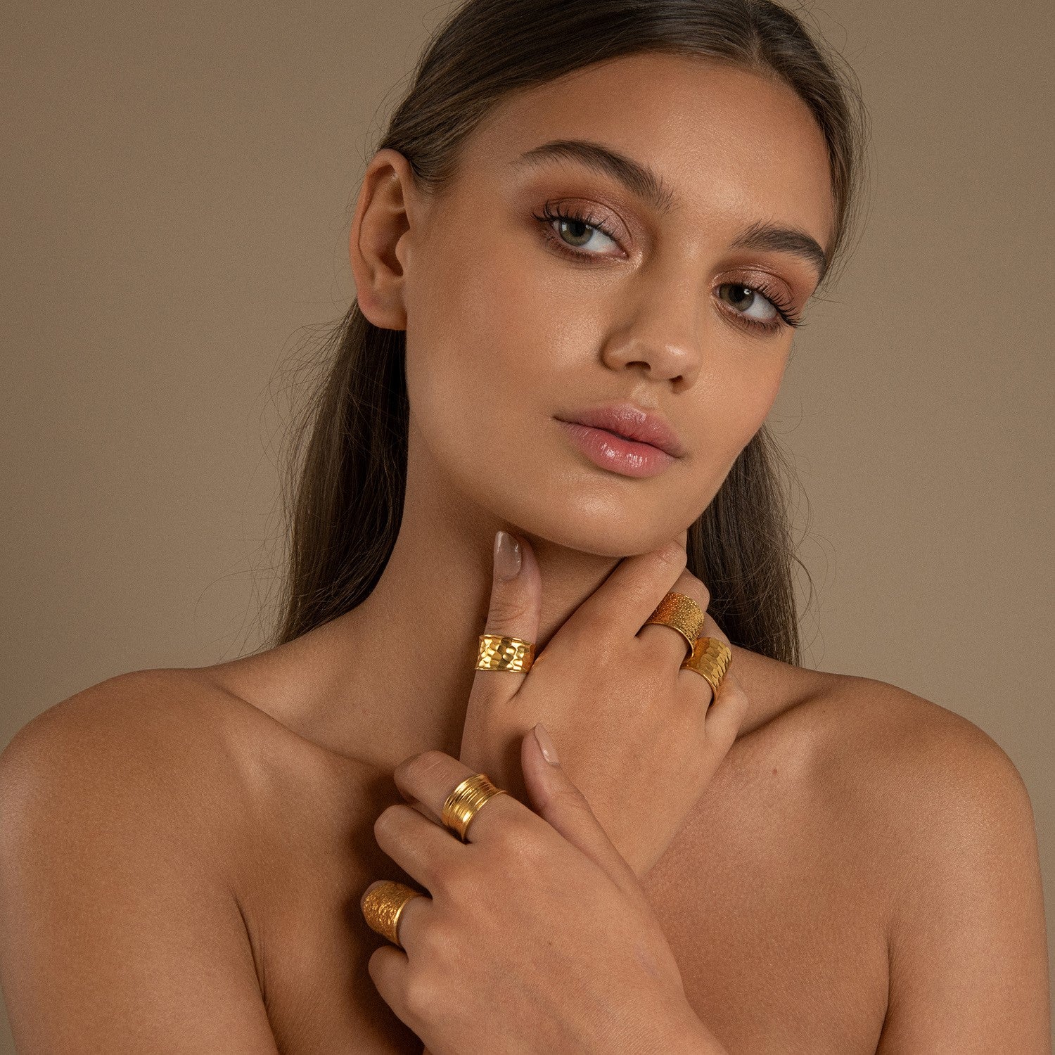 Nudo Gold Dotted Ring