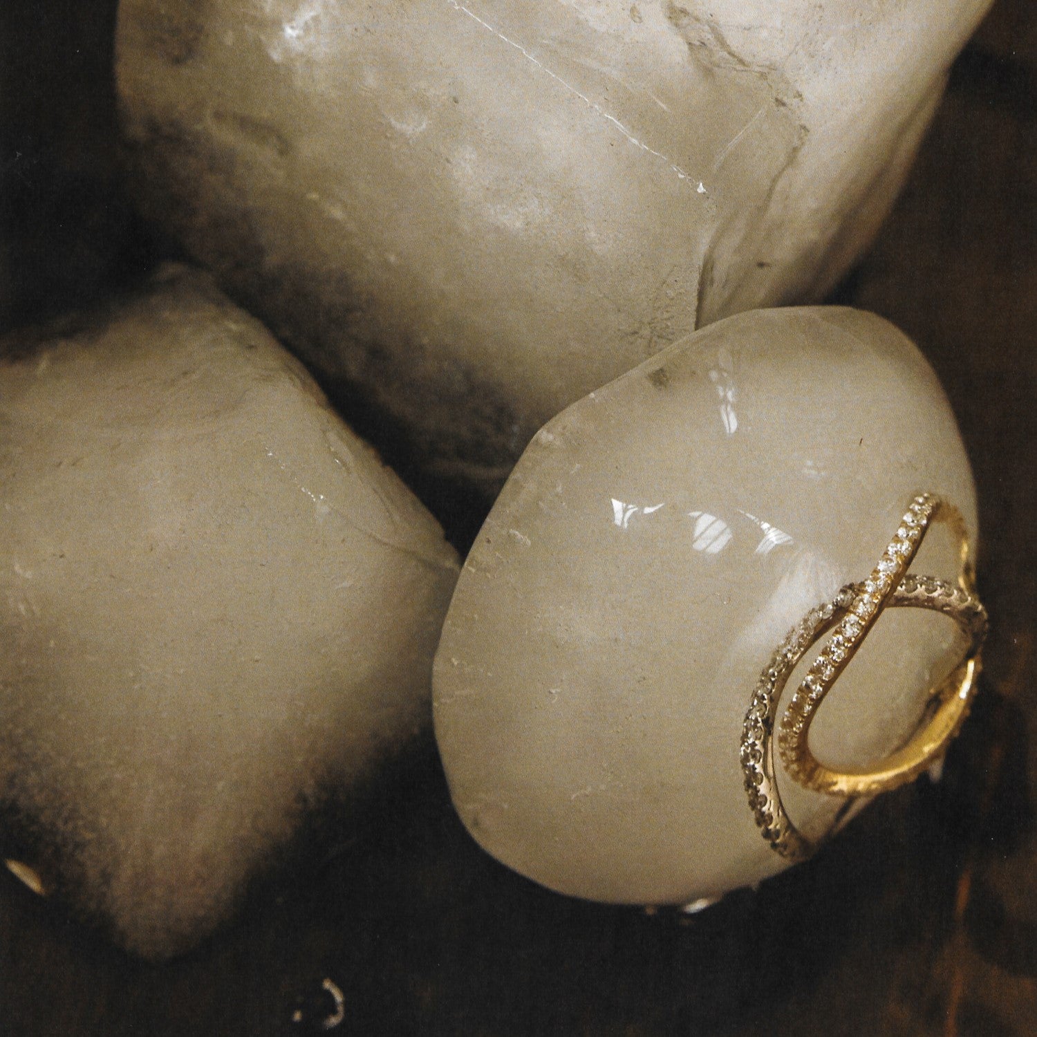 White Gold Everlasting Ring