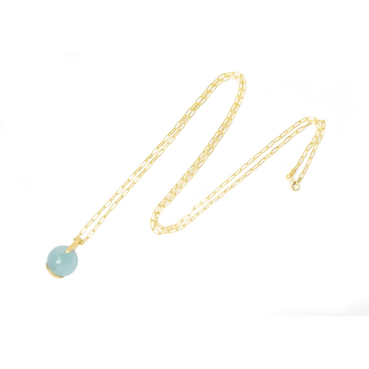 LUNA Round Pendant Necklace