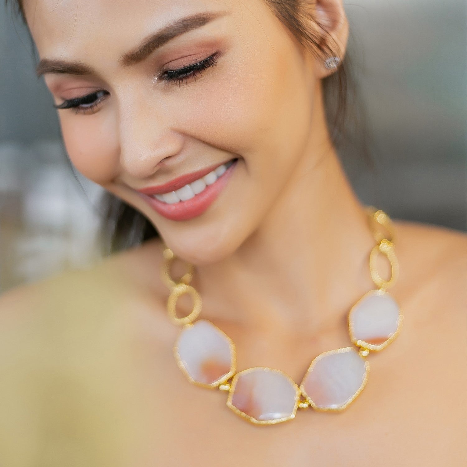 The Glistening Desert Necklace