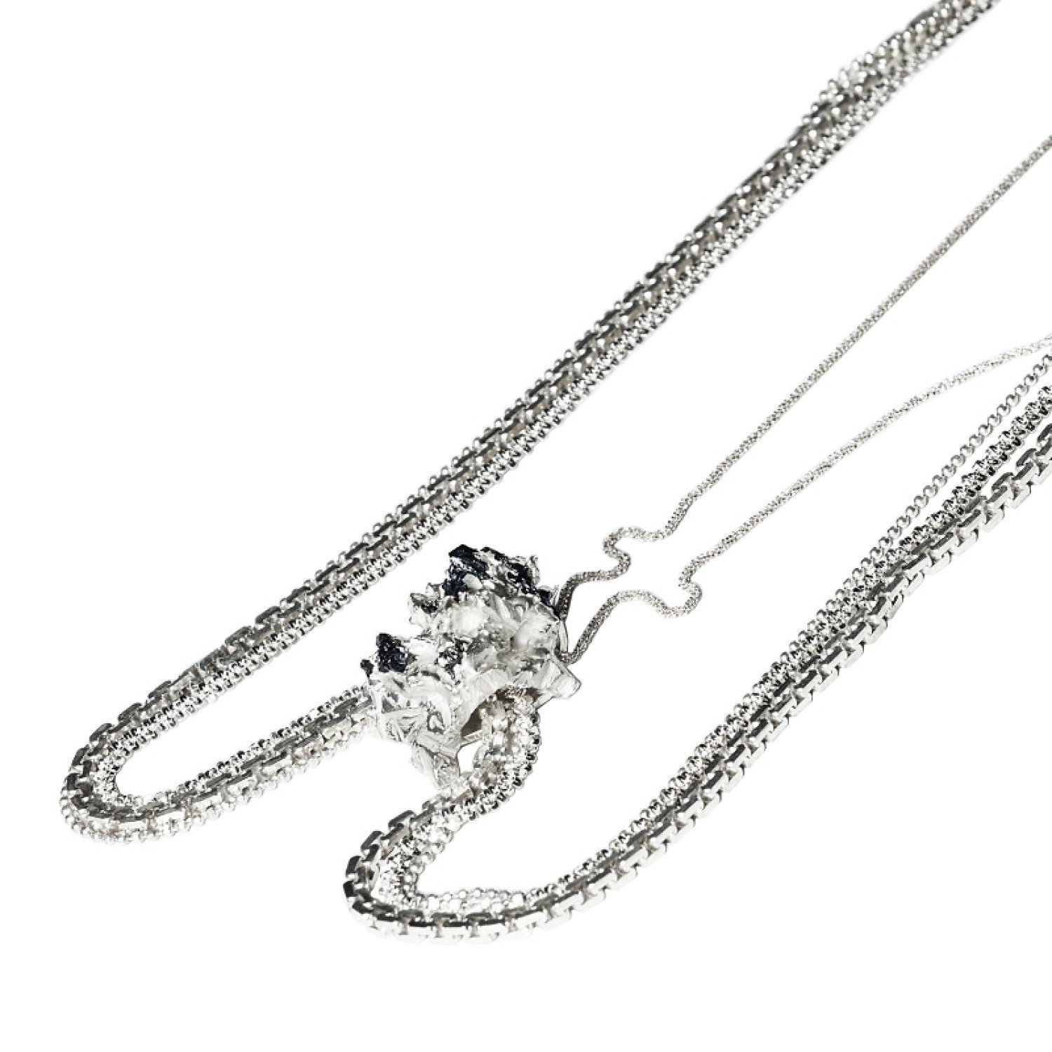 Neve Necklace