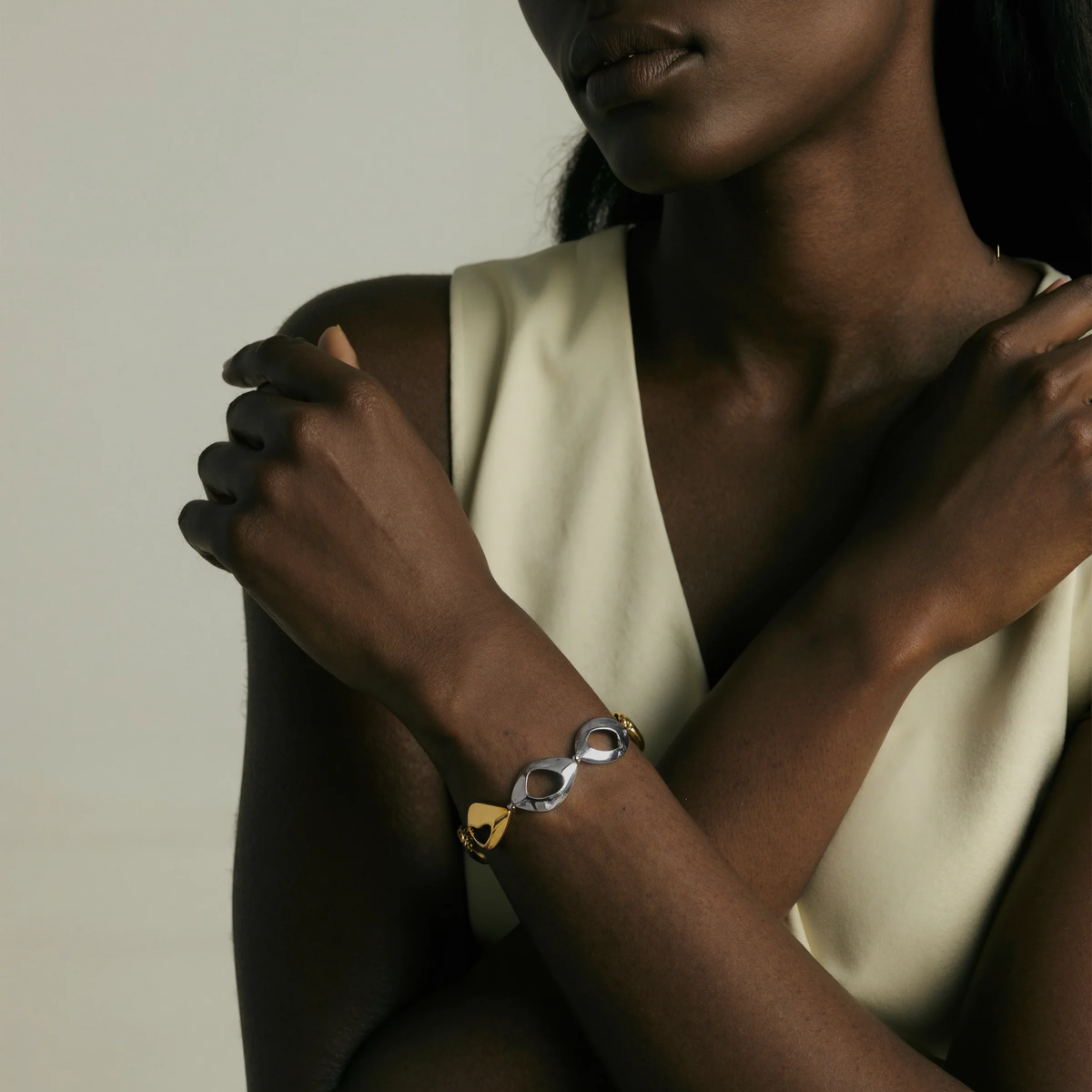 Élan Sculpted Bracelet
