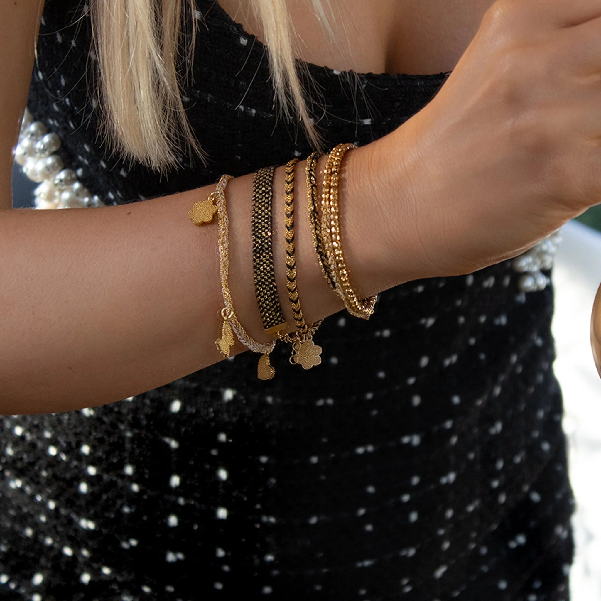 Kuna Friendship Bracelet Gold and Burgundy
