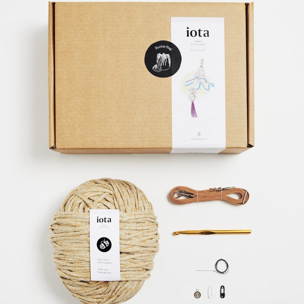 Bucket Bag Crochet Kit – Straw by Iota